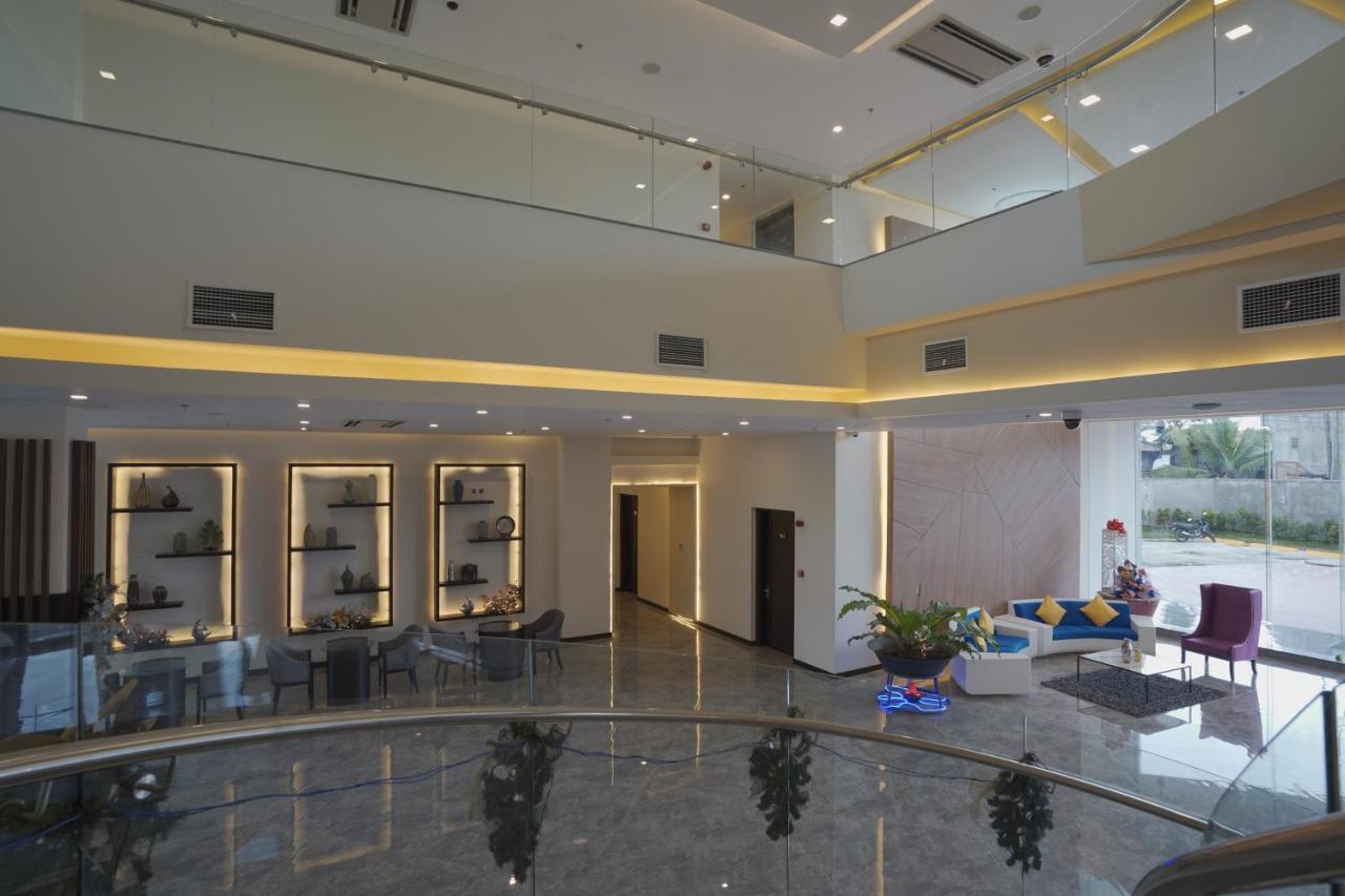 Winrich Hotel マクタン エクステリア 写真